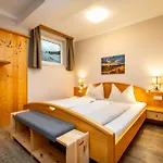 Haus Am Hammerrain 4*
