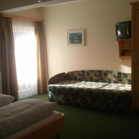 Haus Am Hammerrain Guest house *